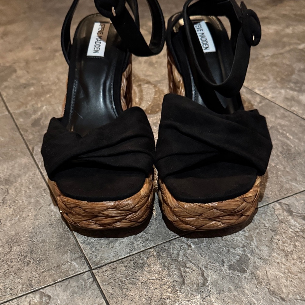 Steve Madden Black and Brown Woven Wedges